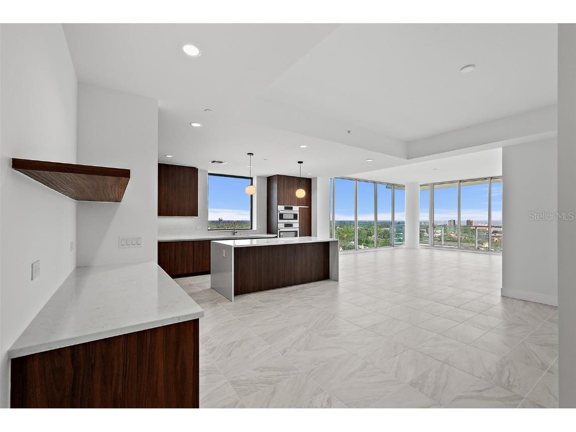 777 3rd Avenue N #1203 Saint Petersburg FL 33701 TB8420090 image16