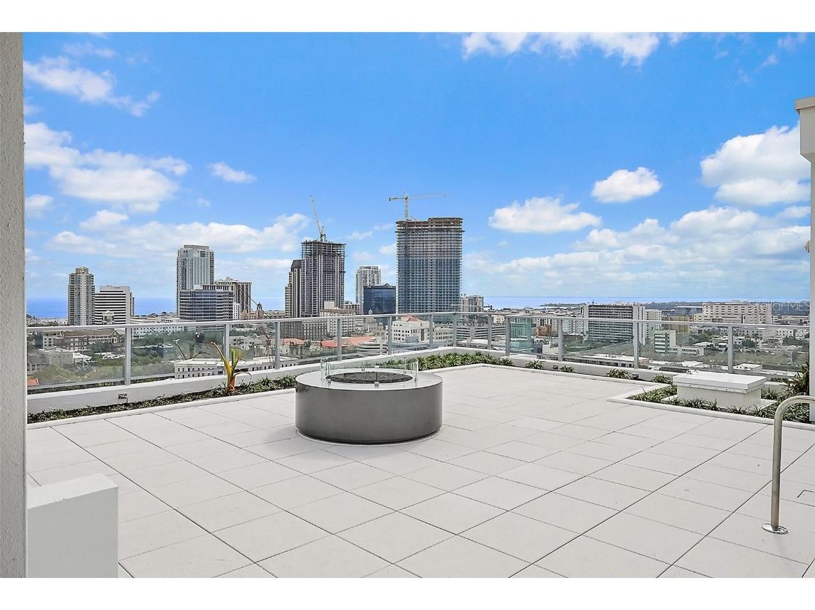 777 3rd Avenue N #1203 Saint Petersburg FL 33701 TB8420090 image32