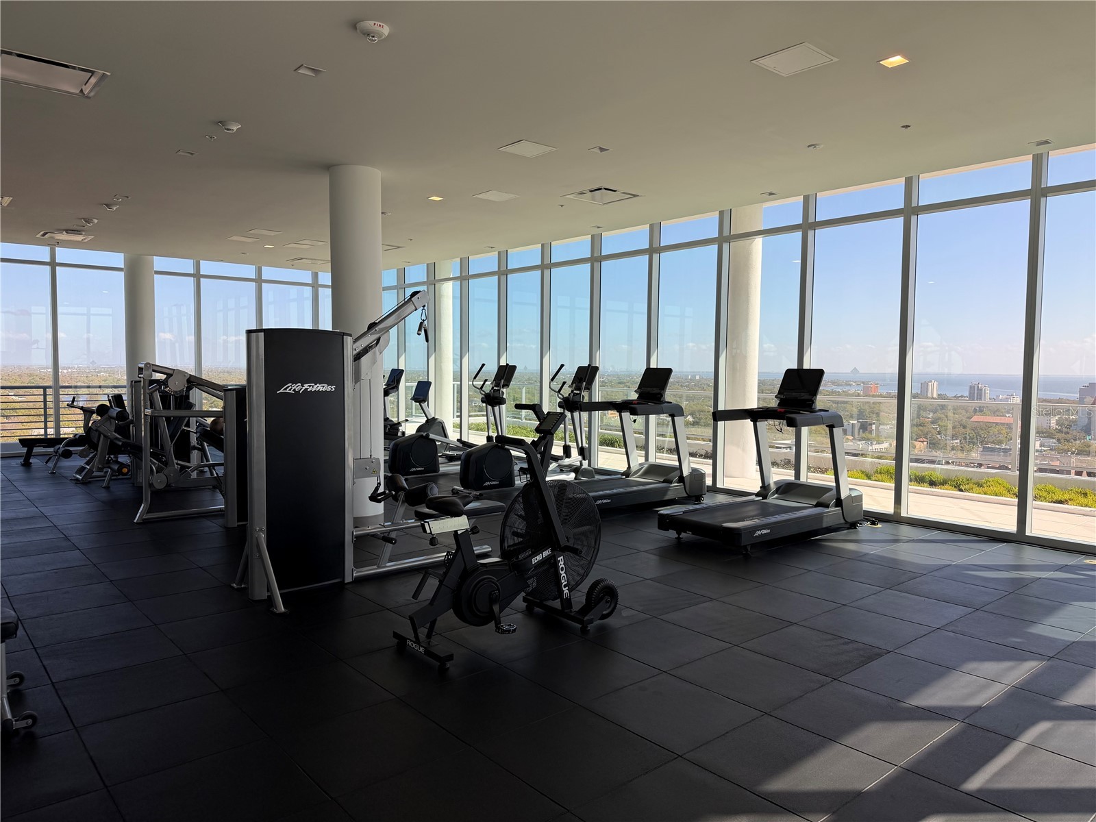 777 3rd Avenue N #1203 Saint Petersburg FL 33701 TB8420090 image36