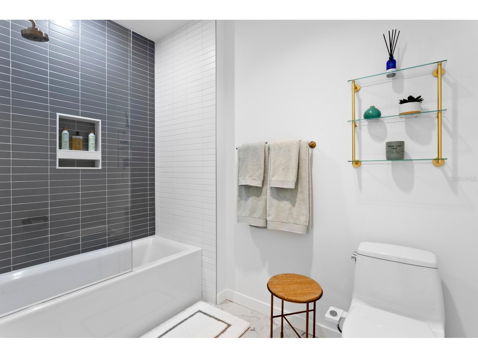 777 3rd Avenue N #1208 Saint Petersburg FL 33701 TB8477021 image26