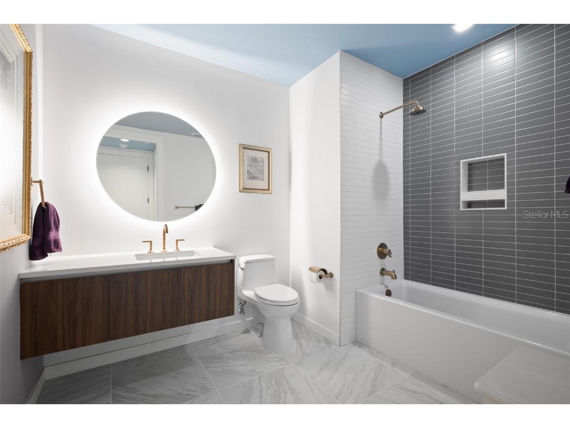 777 3rd Avenue N #1403 Saint Petersburg FL 33701 TB8357666 image18