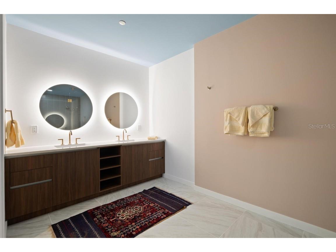 777 3rd Avenue N #1403 Saint Petersburg FL 33701 TB8357666 image22