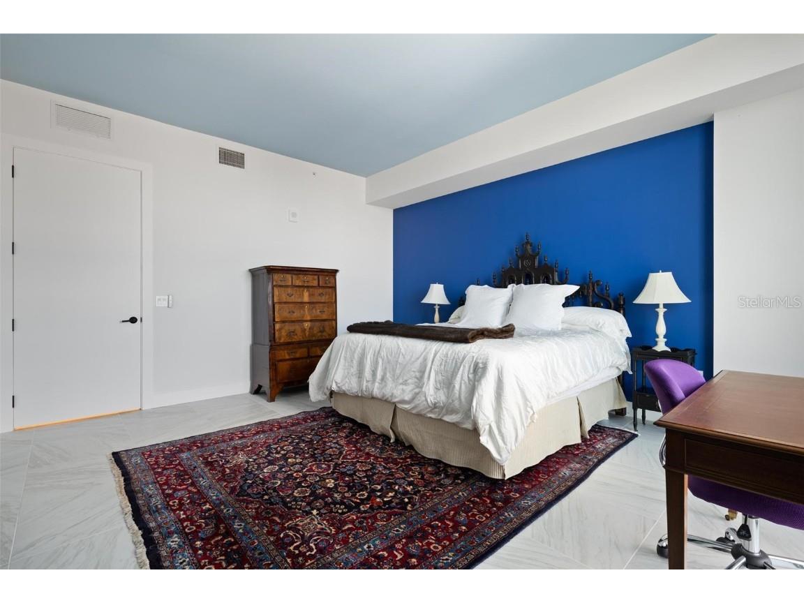 777 3rd Avenue N #1403 Saint Petersburg FL 33701 TB8357666 image26