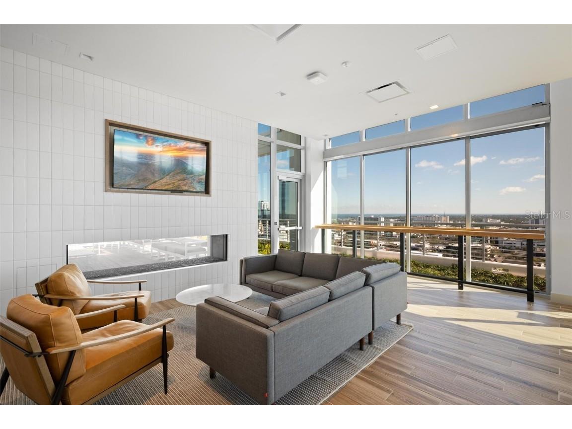 777 3rd Avenue N #1403 Saint Petersburg FL 33701 TB8357666 image29