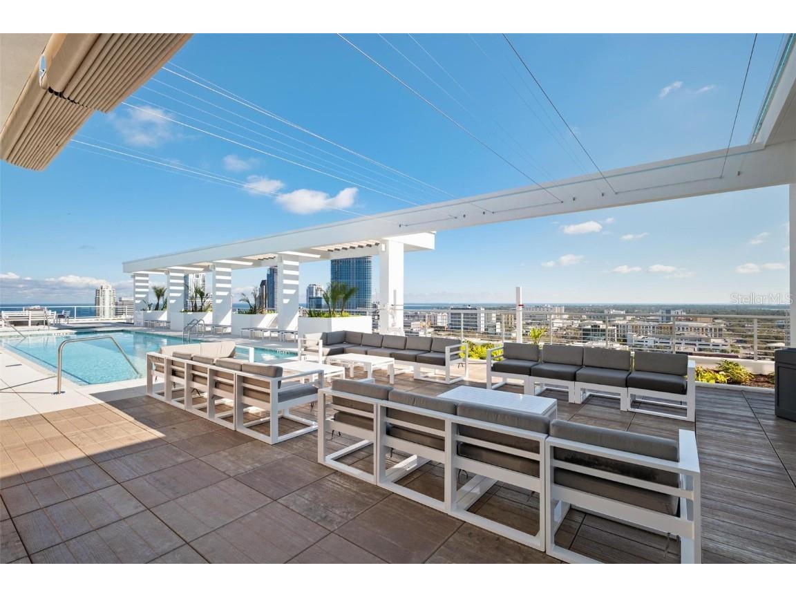 777 3rd Avenue N #1403 Saint Petersburg FL 33701 TB8357666 image31