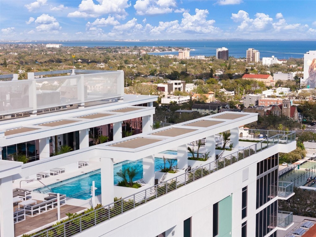 777 3rd Avenue N #1403 Saint Petersburg FL 33701 TB8357666 image47