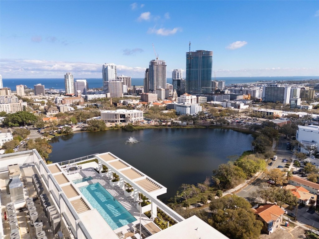 777 3rd Avenue N #1403 Saint Petersburg FL 33701 TB8357666 image48
