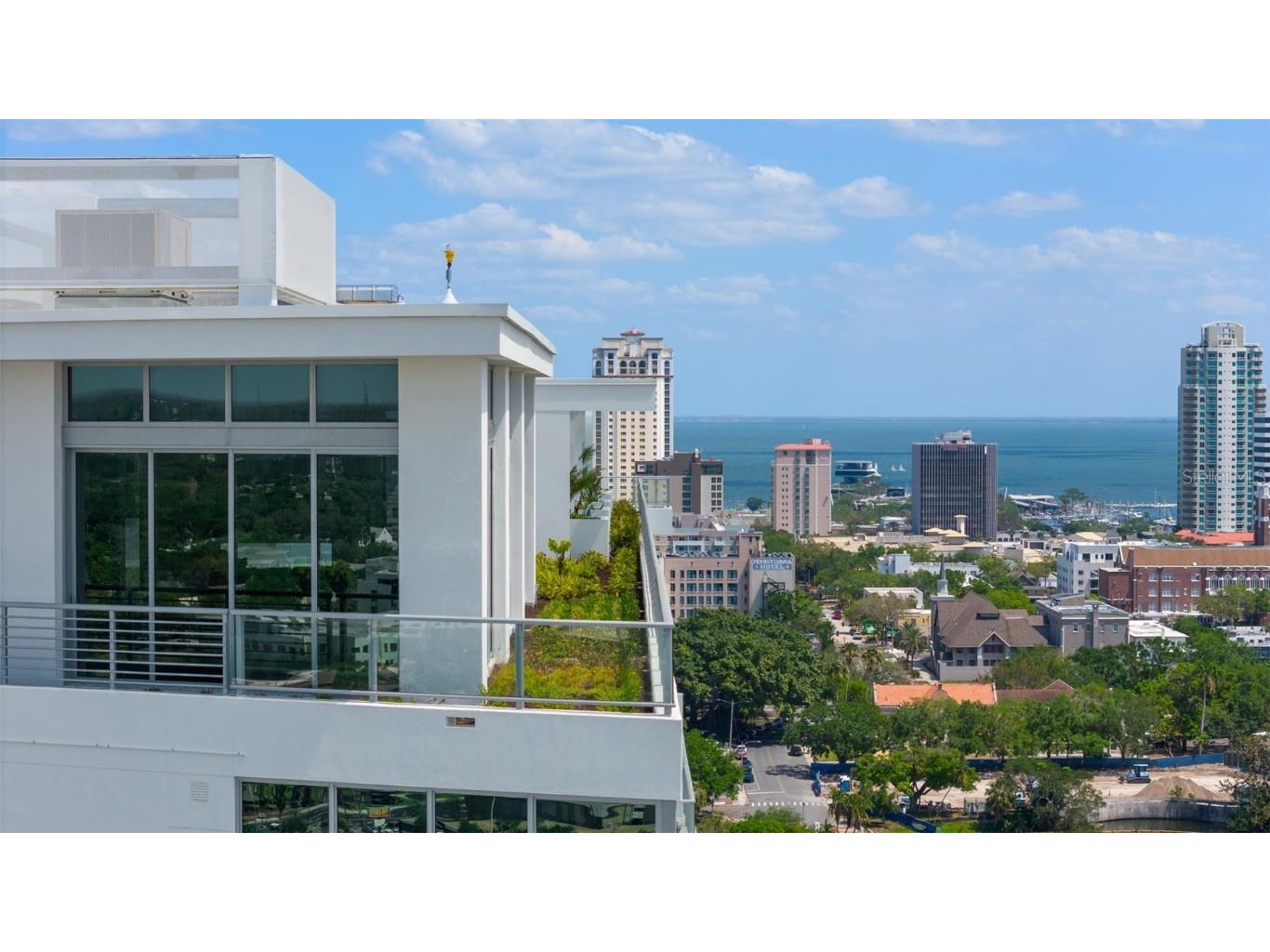 777 3rd Avenue N #1502 Saint Petersburg FL 33701 TB8425864 image100