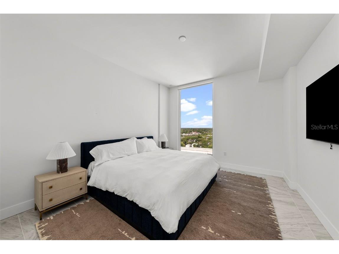 777 3rd Avenue N #1502 Saint Petersburg FL 33701 TB8425864 image17