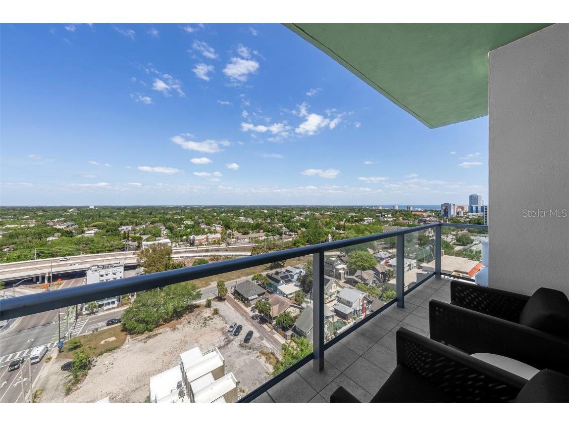777 3rd Avenue N #1502 Saint Petersburg FL 33701 TB8425864 image28