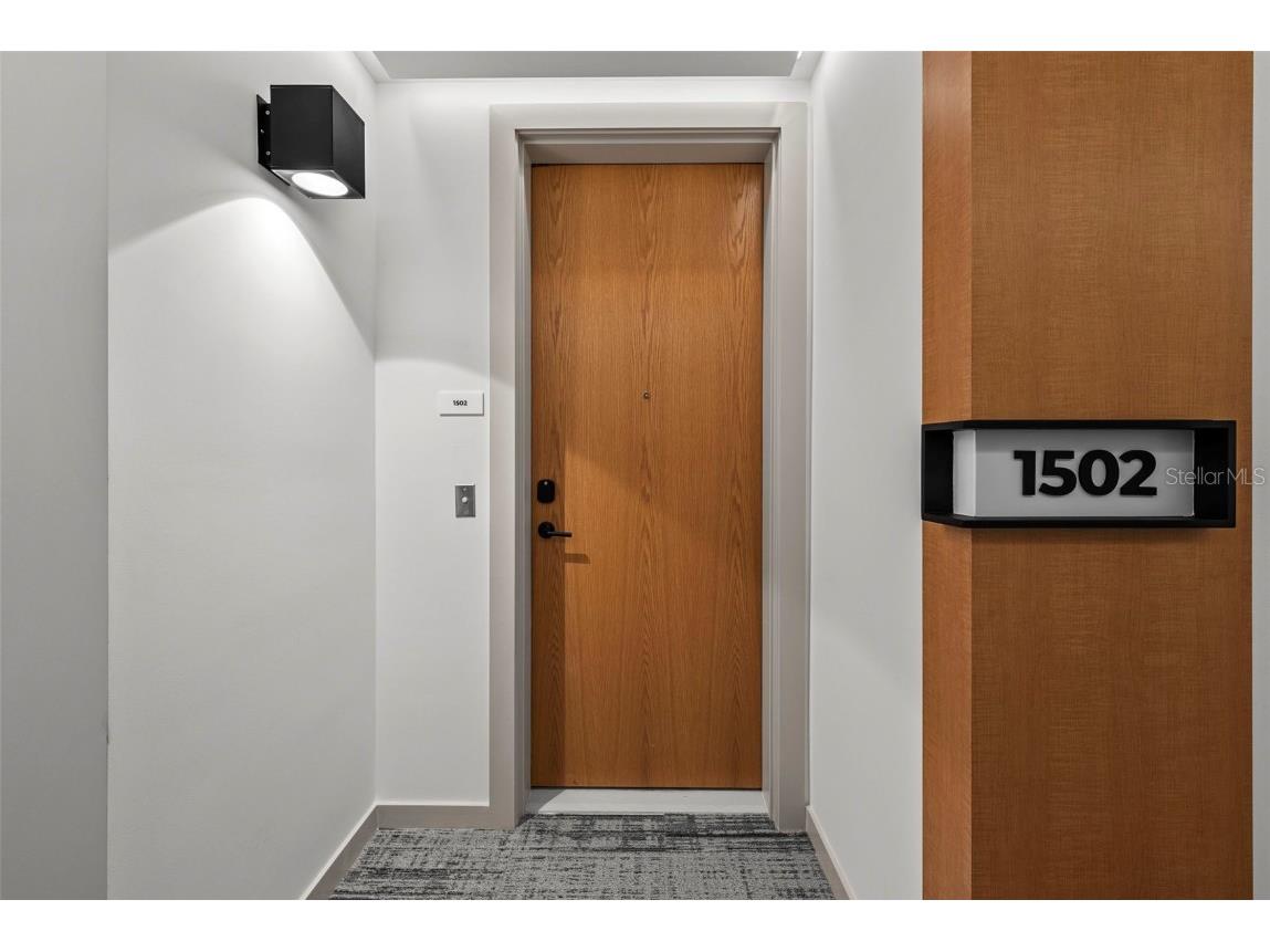 777 3rd Avenue N #1502 Saint Petersburg FL 33701 TB8425864 image3