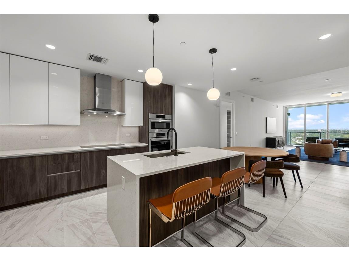 777 3rd Avenue N #1502 Saint Petersburg FL 33701 TB8425864 image4