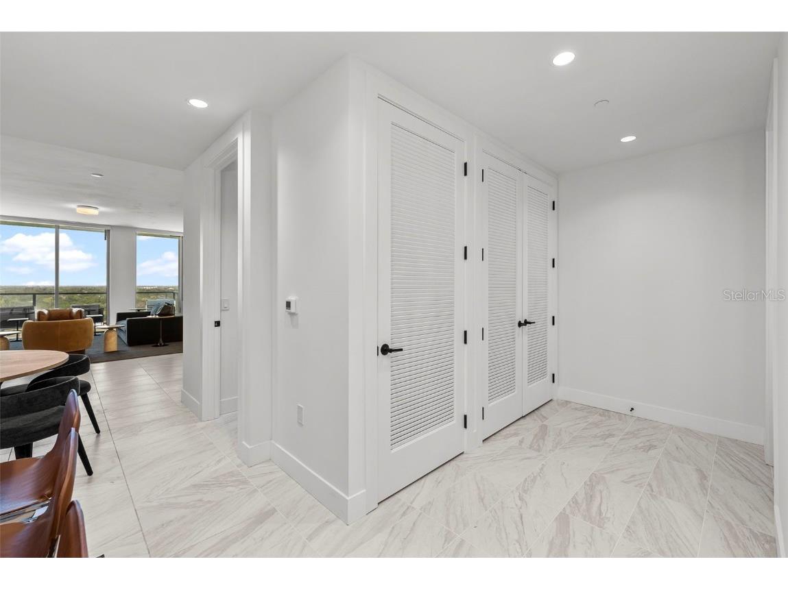 777 3rd Avenue N #1502 Saint Petersburg FL 33701 TB8425864 image43