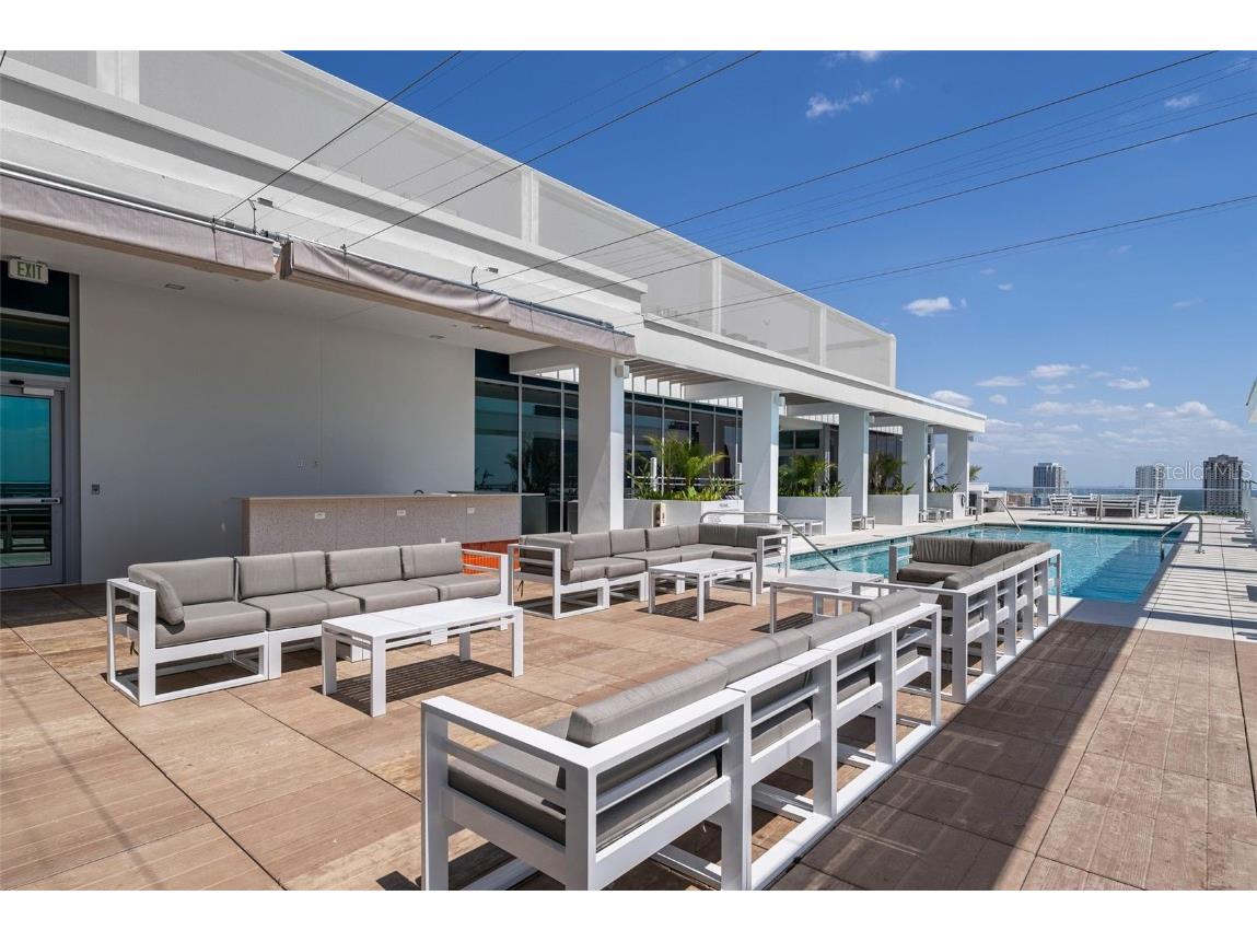 777 3rd Avenue N #1502 Saint Petersburg FL 33701 TB8425864 image68