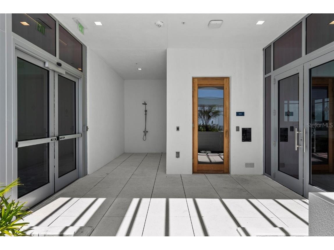 777 3rd Avenue N #1502 Saint Petersburg FL 33701 TB8425864 image71