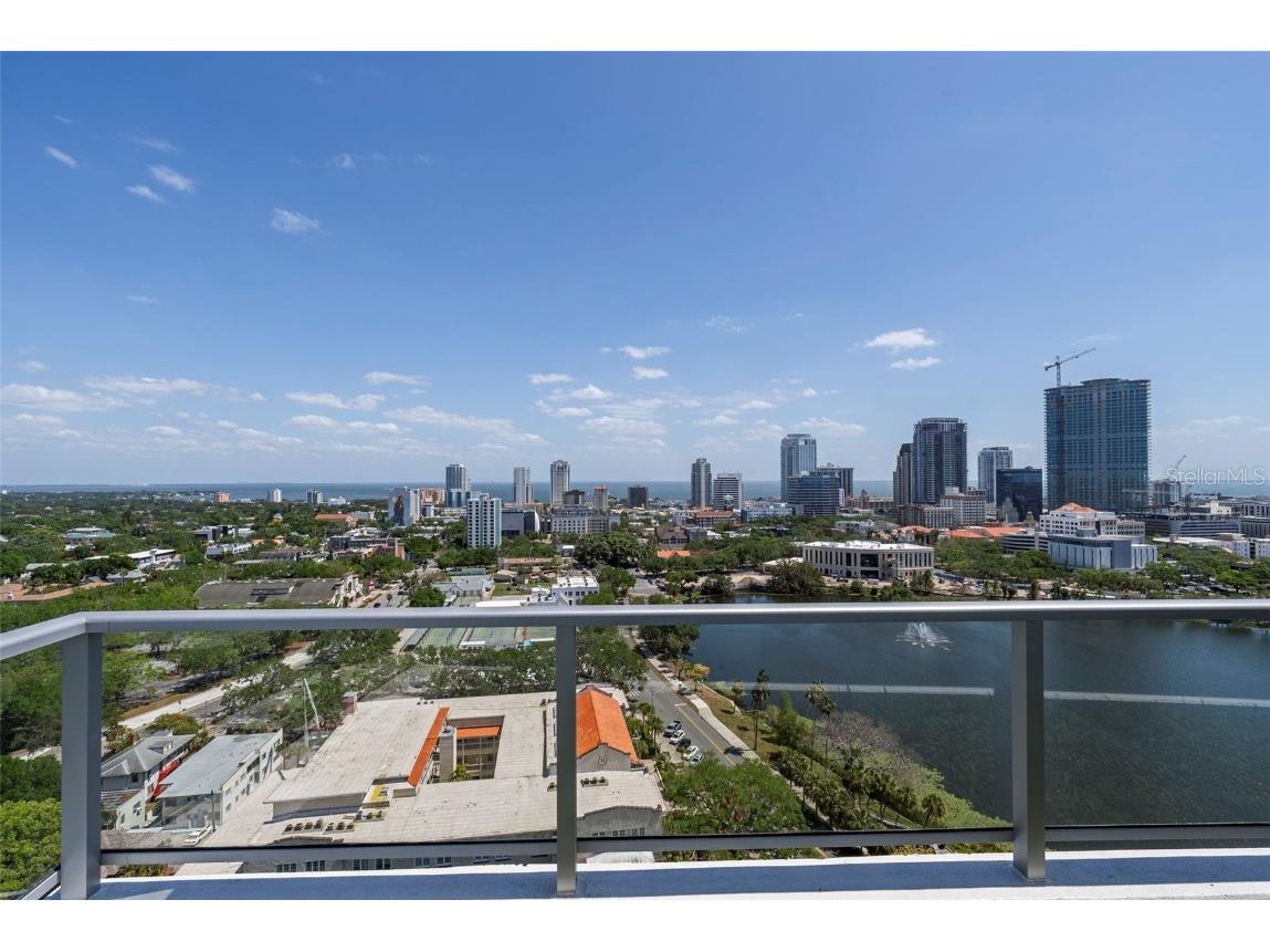 777 3rd Avenue N #1502 Saint Petersburg FL 33701 TB8425864 image78