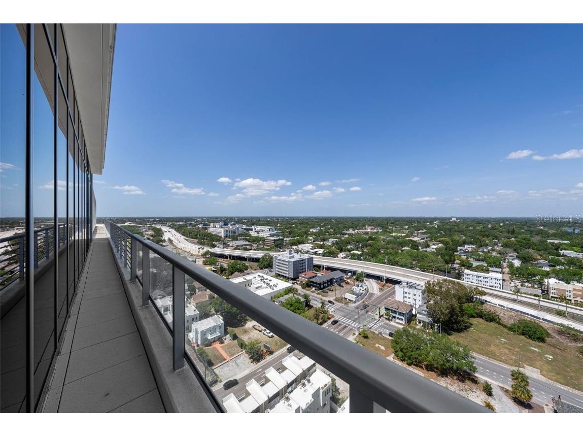 777 3rd Avenue N #1502 Saint Petersburg FL 33701 TB8425864 image80