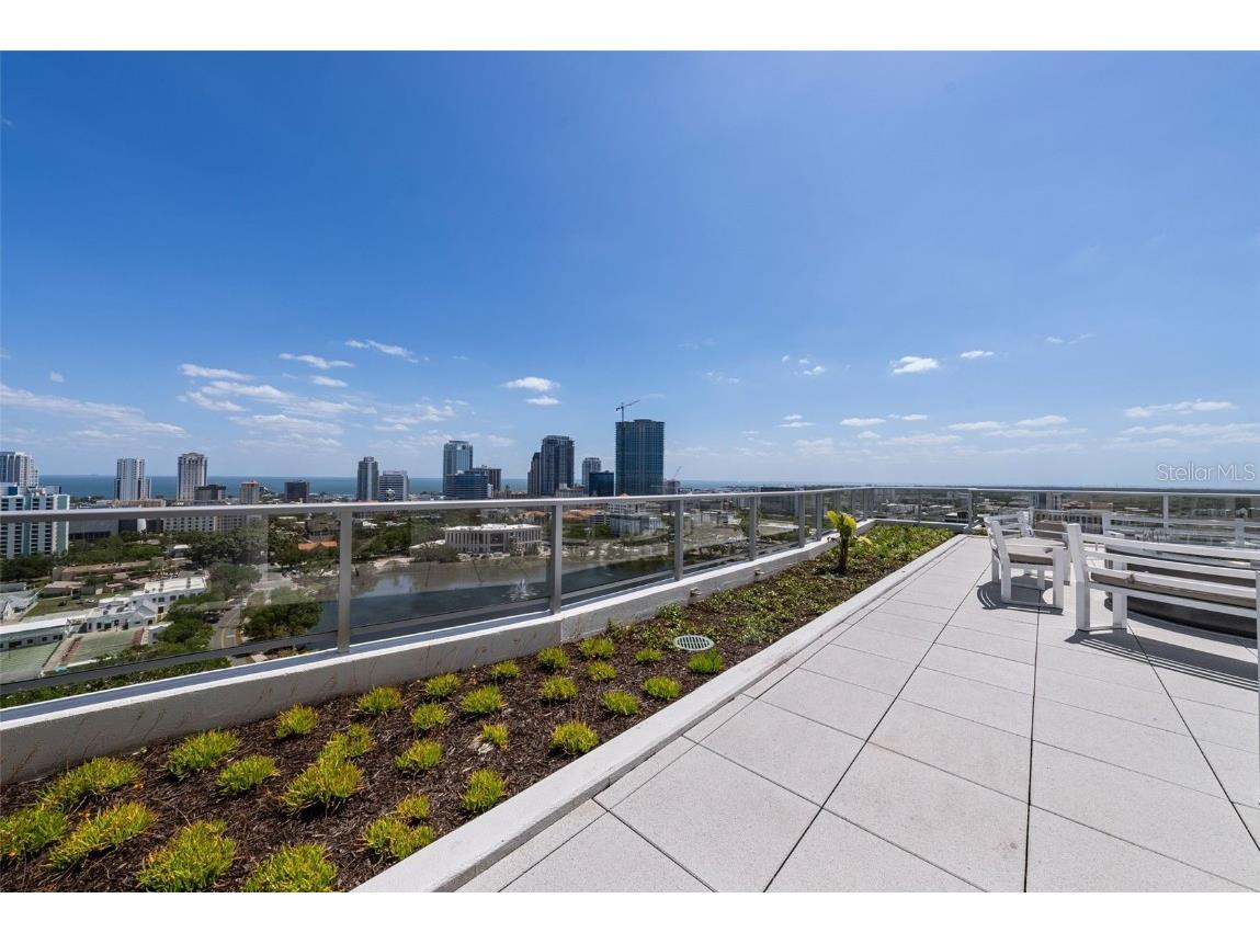 777 3rd Avenue N #1502 Saint Petersburg FL 33701 TB8425864 image82
