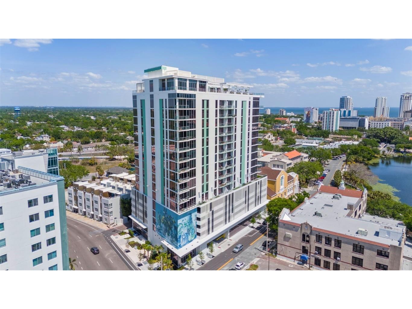 777 3rd Avenue N #1502 Saint Petersburg FL 33701 TB8425864 image85