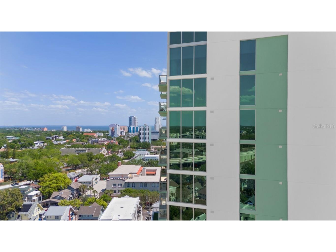 777 3rd Avenue N #1502 Saint Petersburg FL 33701 TB8425864 image87