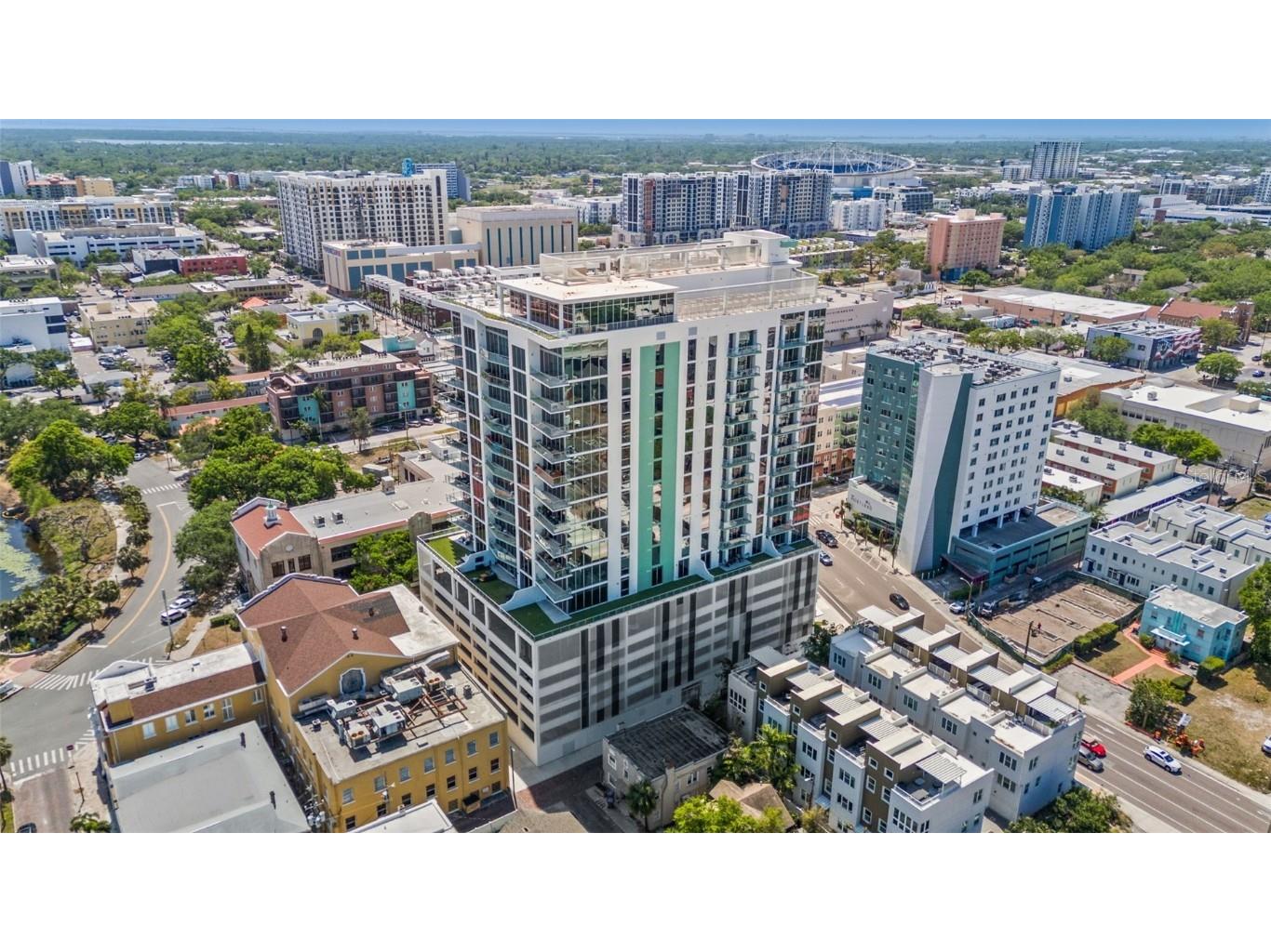 777 3rd Avenue N #1502 Saint Petersburg FL 33701 TB8425864 image92