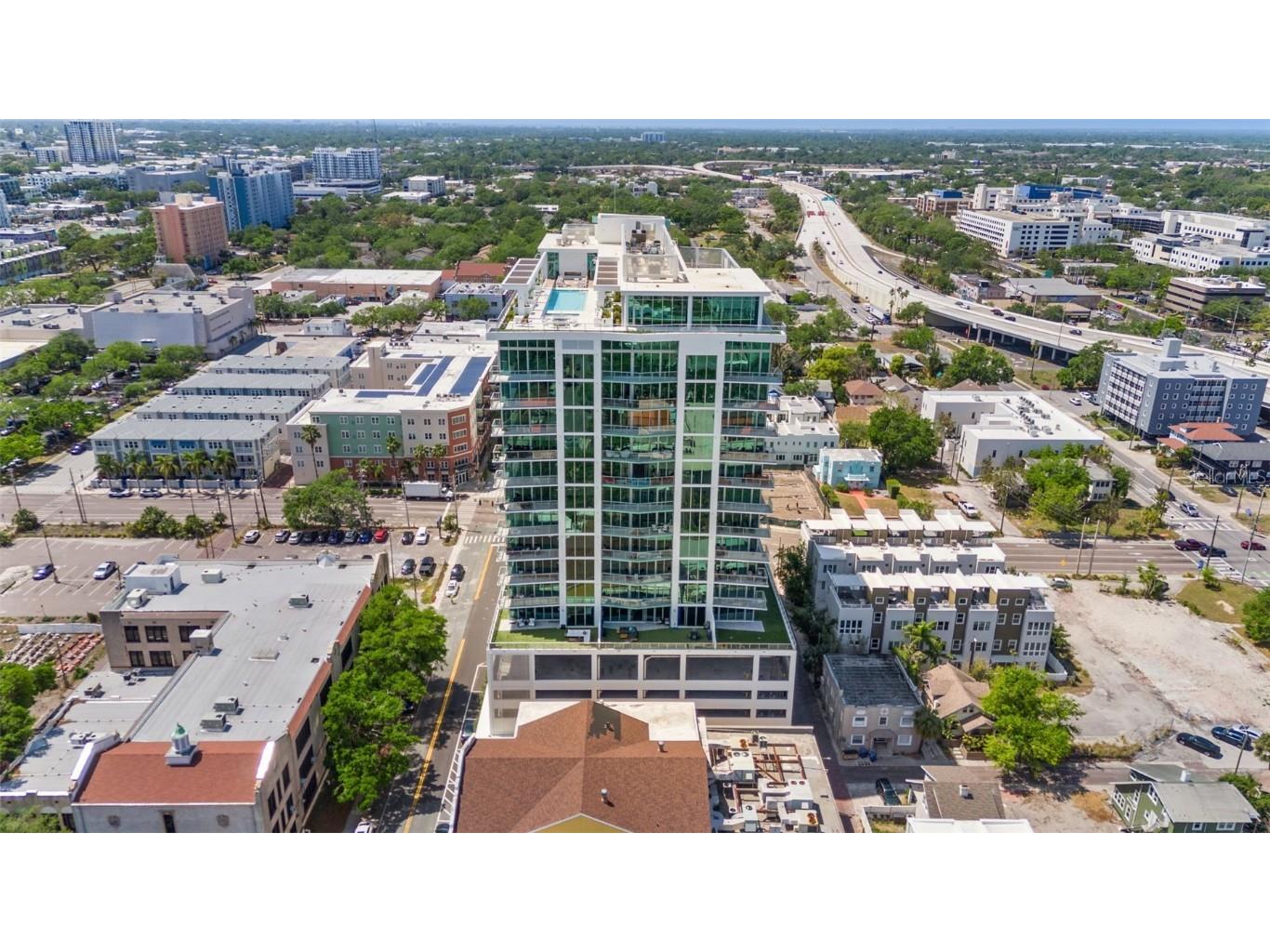 777 3rd Avenue N #1502 Saint Petersburg FL 33701 TB8425864 image93