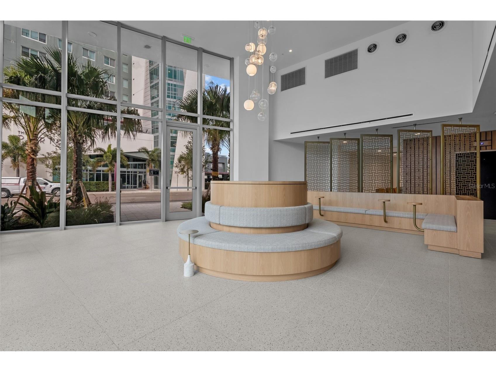 777 3rd Avenue N #1504 Saint Petersburg FL 33701 TB8476821 image40
