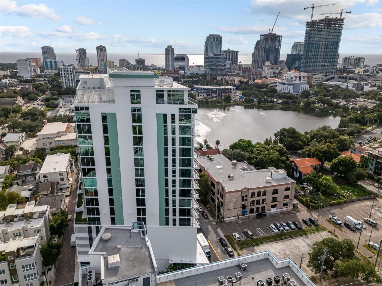 777 3rd Avenue N #1504 Saint Petersburg FL 33701 TB8476821 image43