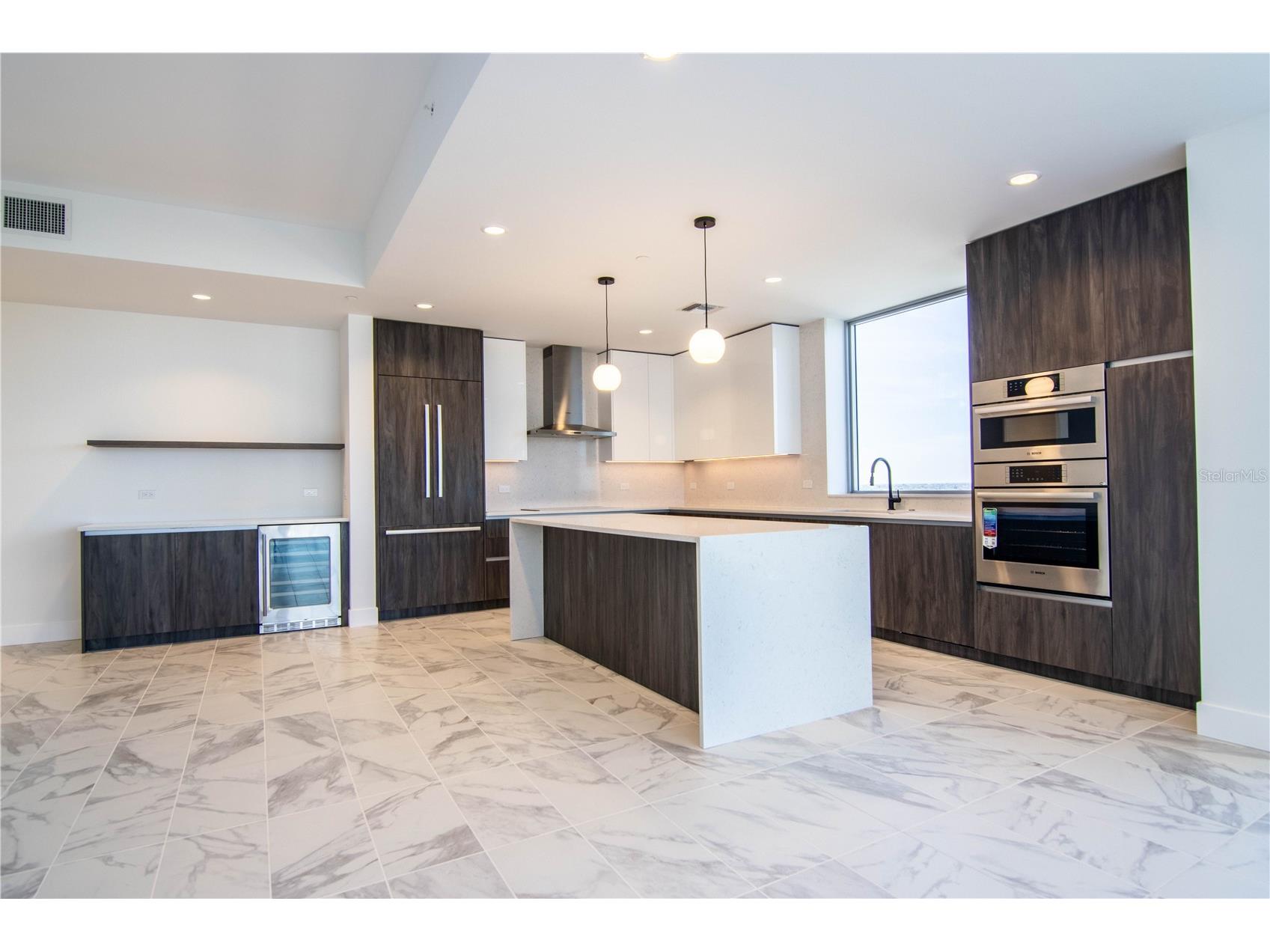 777 3rd Avenue N #1603 Saint Petersburg FL 33701 TB8471038 image8