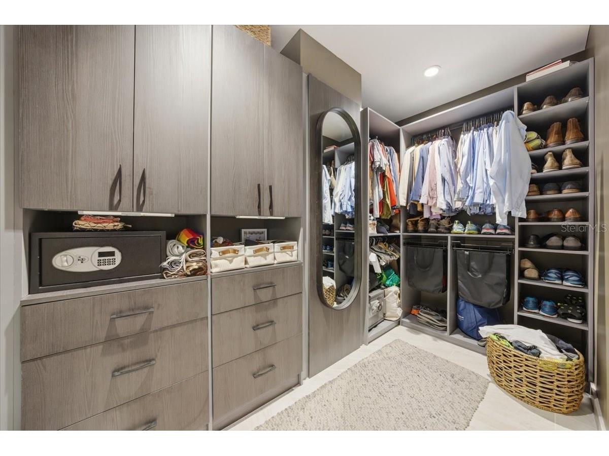 777 3rd Avenue N #1606 Saint Petersburg FL 33701 TB8510227 image30
