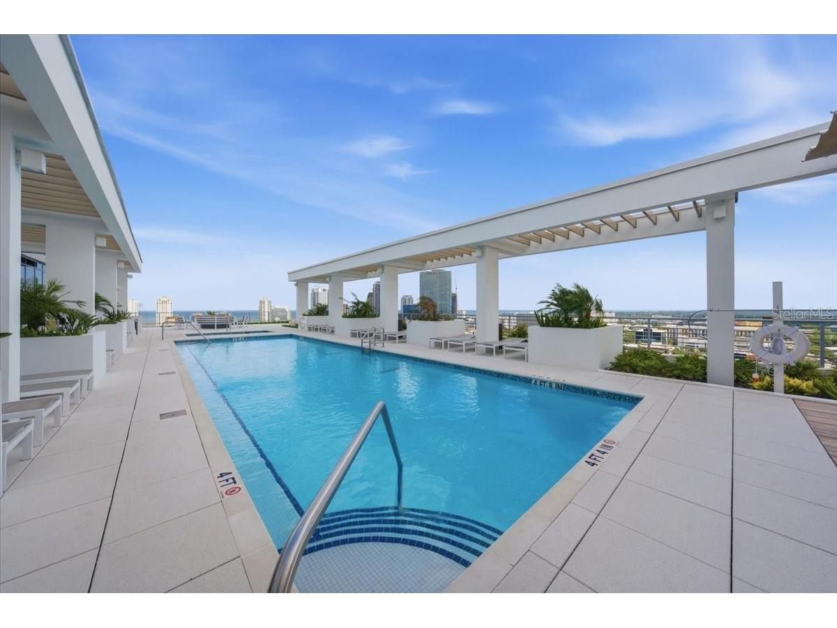 777 3rd Avenue N #1606 Saint Petersburg FL 33701 TB8510227 image49