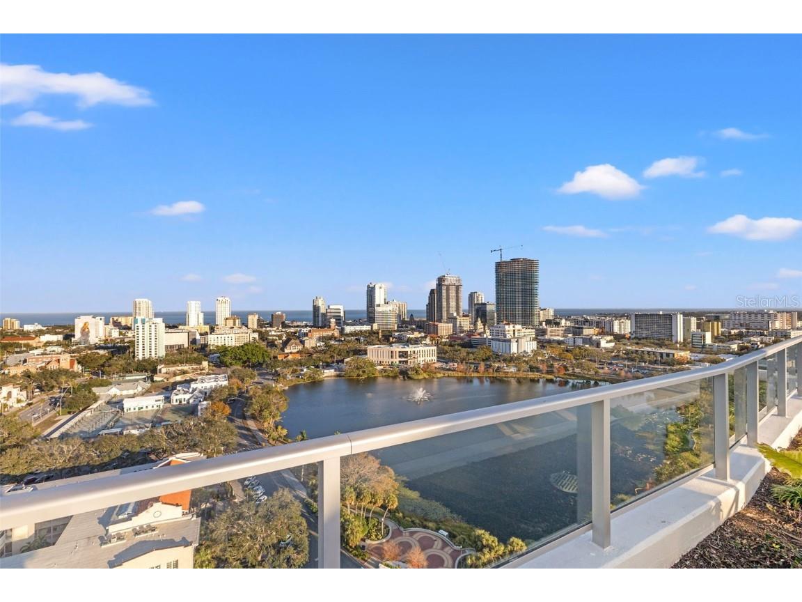 777 3rd Avenue N #1701 Saint Petersburg FL 33701 TB8441024 image48