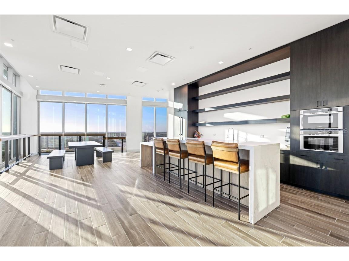 777 3rd Avenue N #1701 Saint Petersburg FL 33701 TB8441024 image53