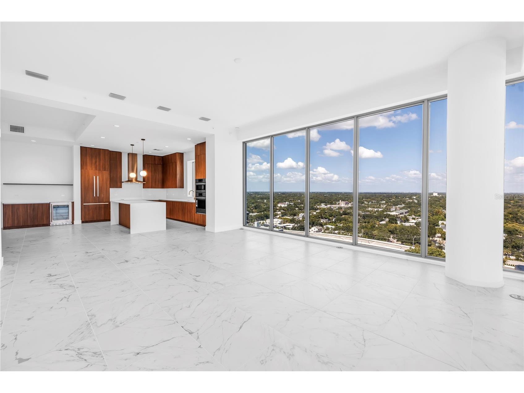 777 3rd Avenue N #1703 Saint Petersburg FL 33701 TB8470344 image19