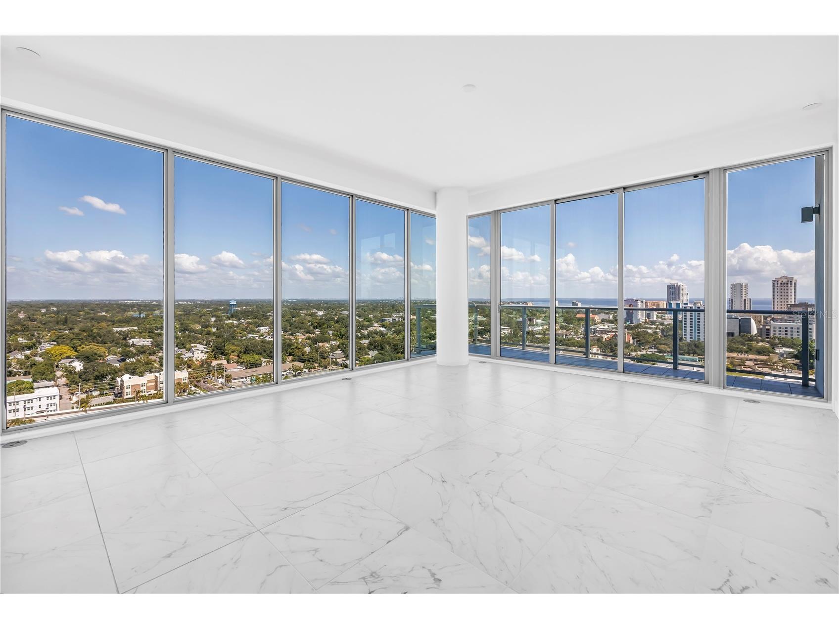 777 3rd Avenue N #1703 Saint Petersburg FL 33701 TB8470344 image21