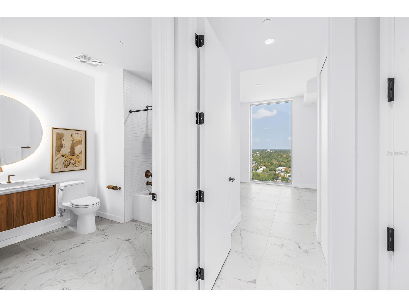777 3rd Avenue N #1703 Saint Petersburg FL 33701 TB8470344 image33