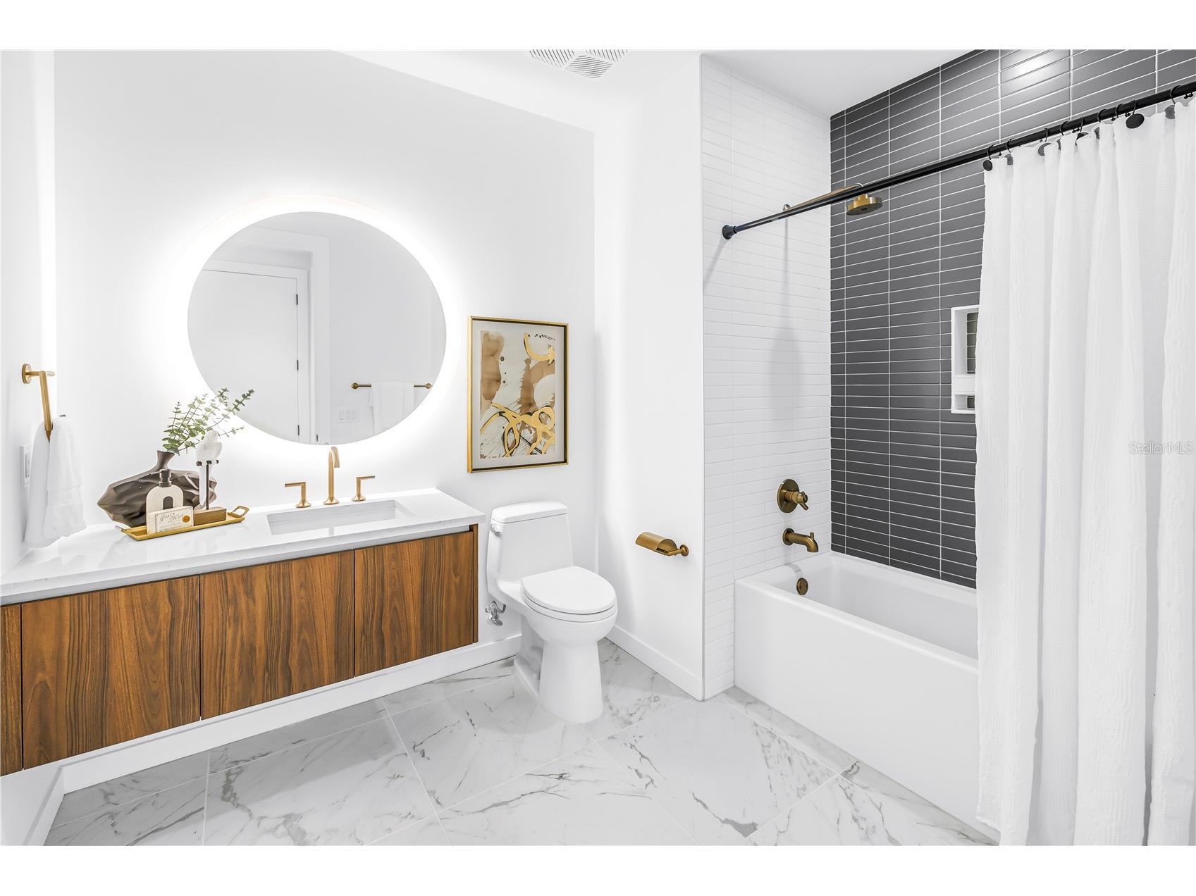 777 3rd Avenue N #1703 Saint Petersburg FL 33701 TB8470344 image35