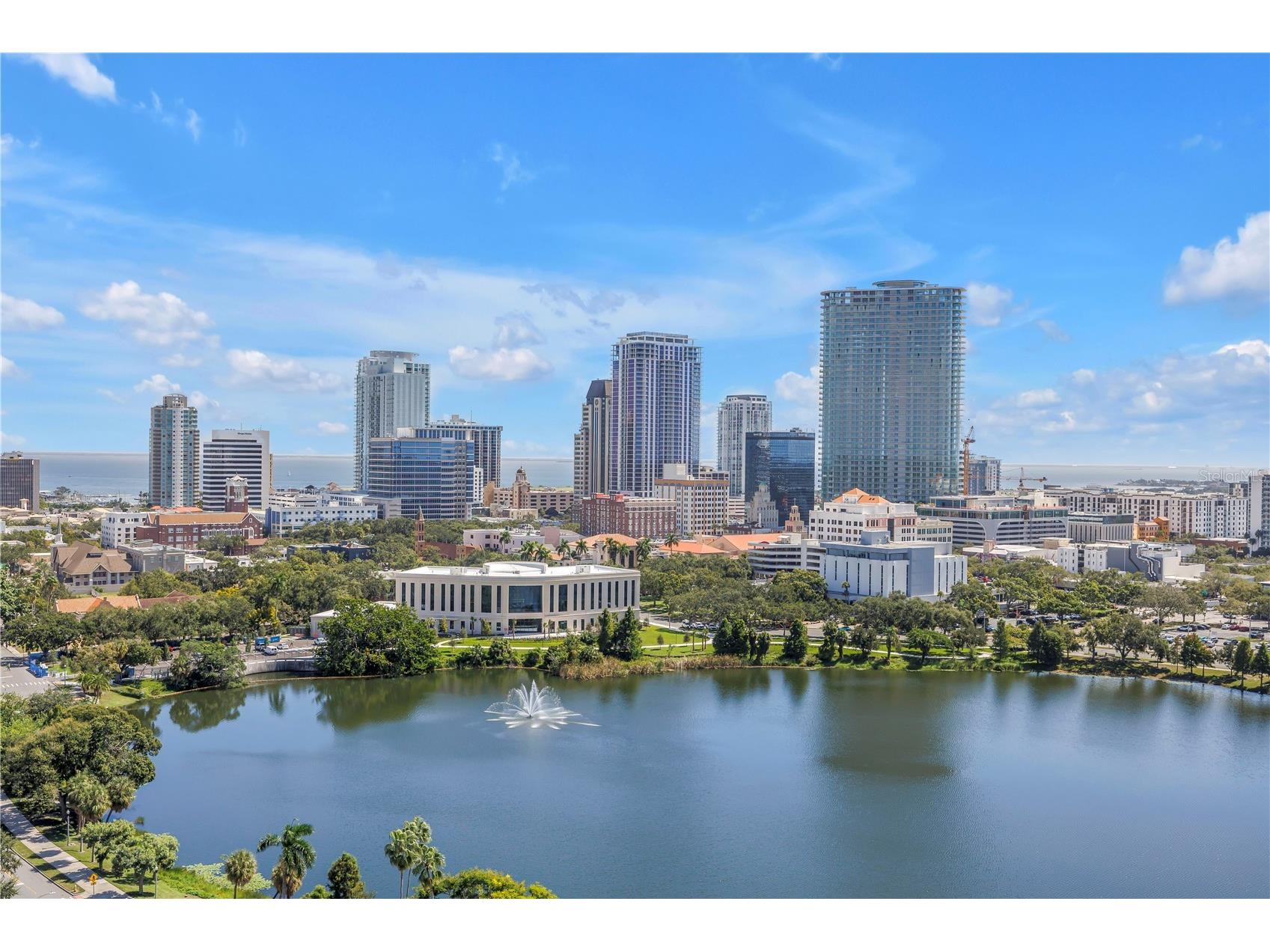 777 3rd Avenue N #1703 Saint Petersburg FL 33701 TB8470344 image40