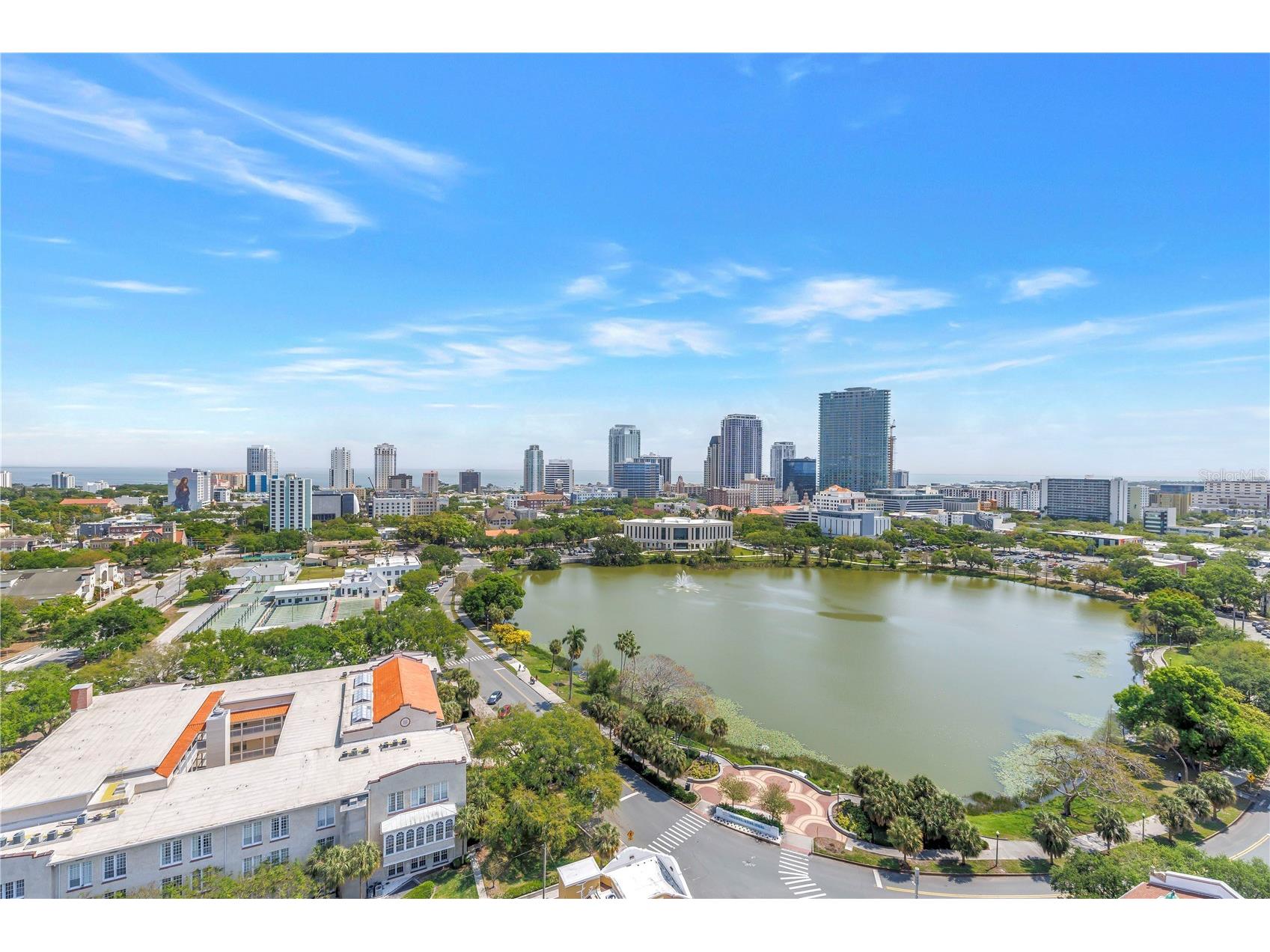 777 3rd Avenue N #1703 Saint Petersburg FL 33701 TB8470344 image57