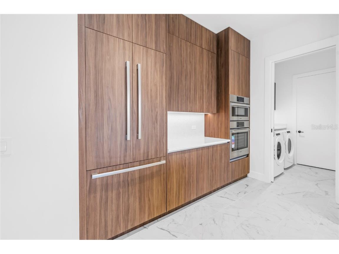 777 3rd Avenue N #1704 Saint Petersburg FL 33701 TB8398052 image9