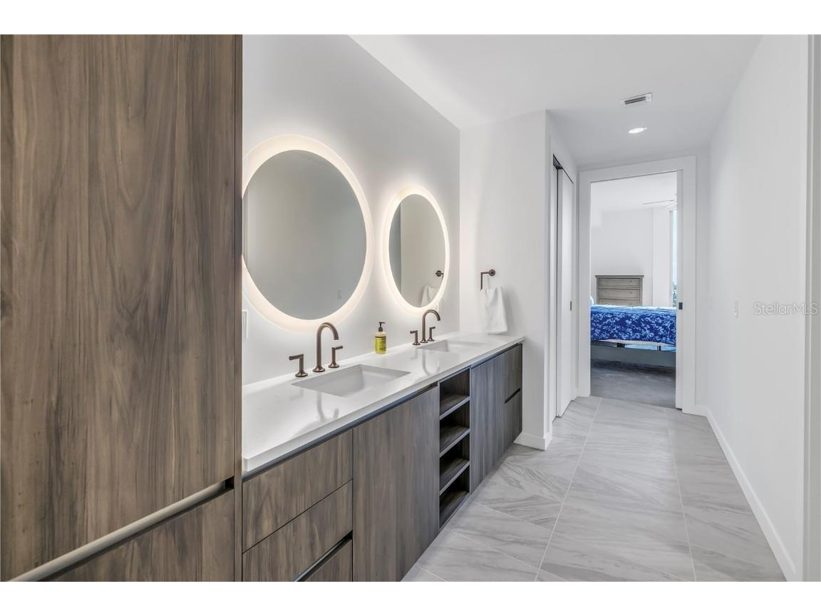 777 3rd Avenue N #708 Saint Petersburg FL 33701 TB8447285 image16