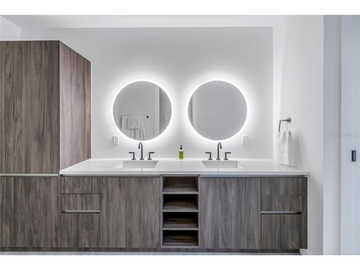 777 3rd Avenue N #708 Saint Petersburg FL 33701 TB8447285 image17