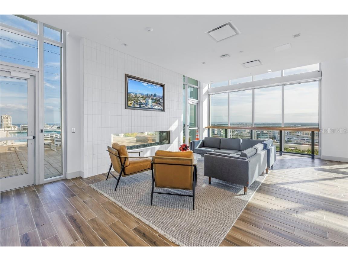 777 3rd Avenue N #708 Saint Petersburg FL 33701 TB8447285 image36