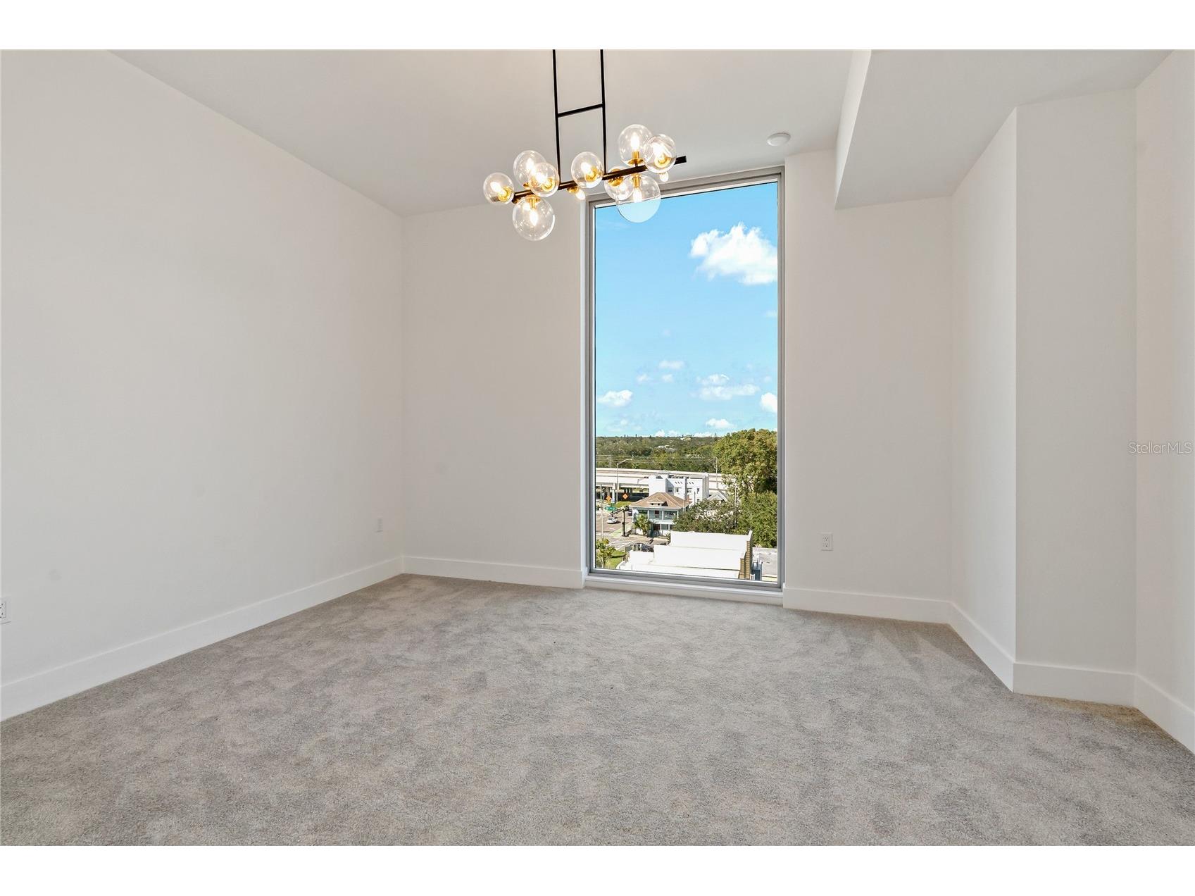 777 3rd Avenue N #803 Saint Petersburg FL 33701 TB8472527 image32