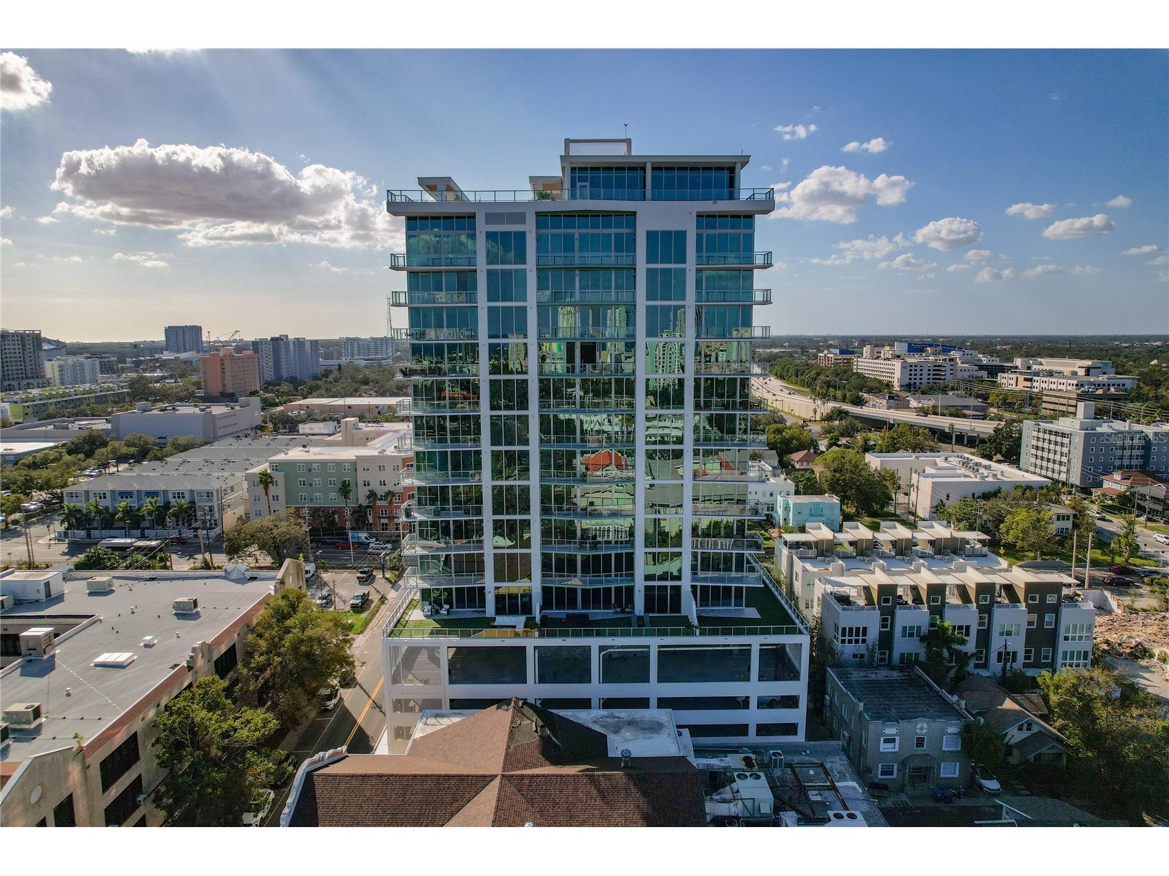 777 3rd Avenue N #803 Saint Petersburg FL 33701 TB8472527 image51