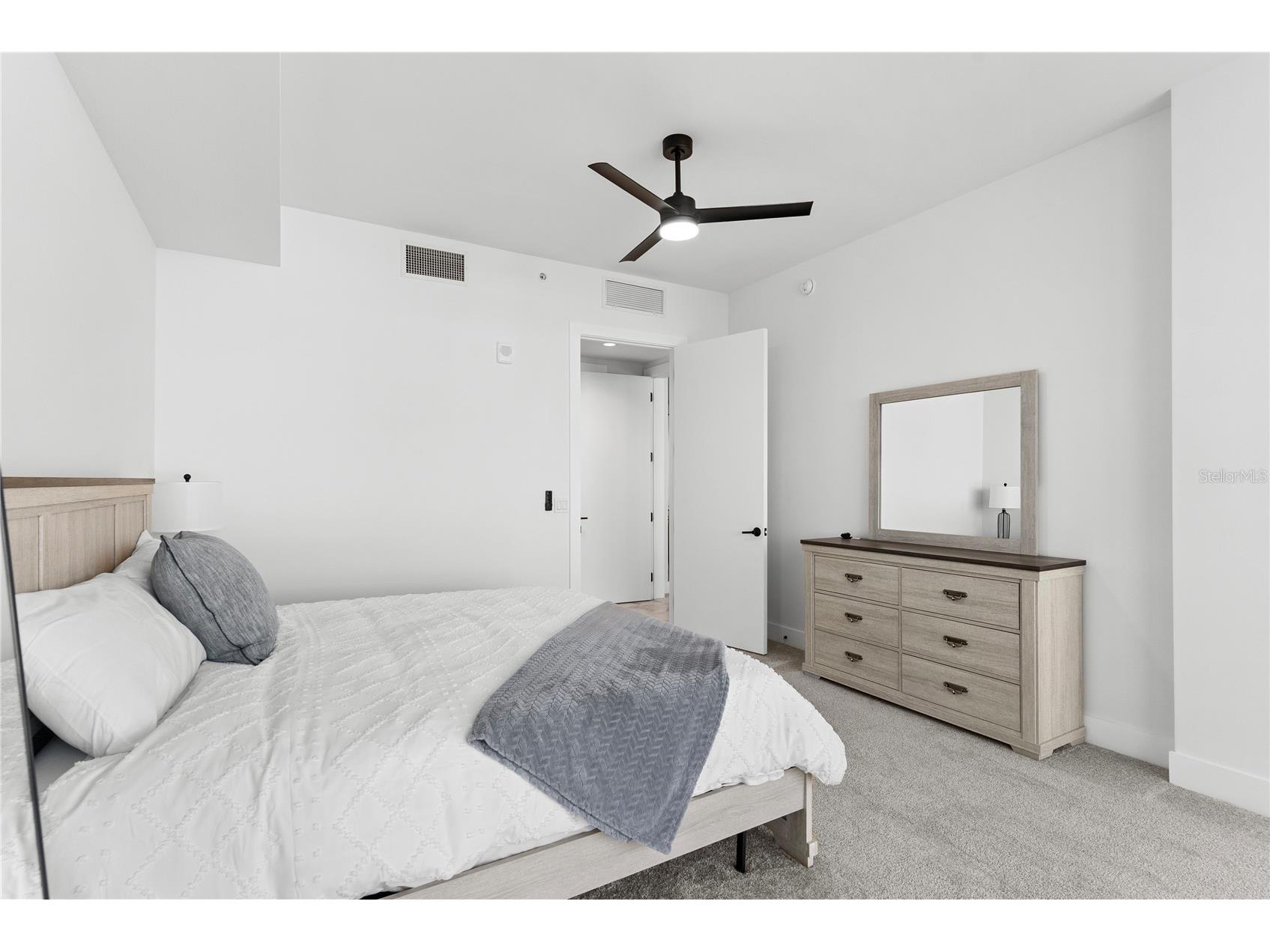 777 3rd Avenue N #804 Saint Petersburg FL 33701 TB8471090 image15