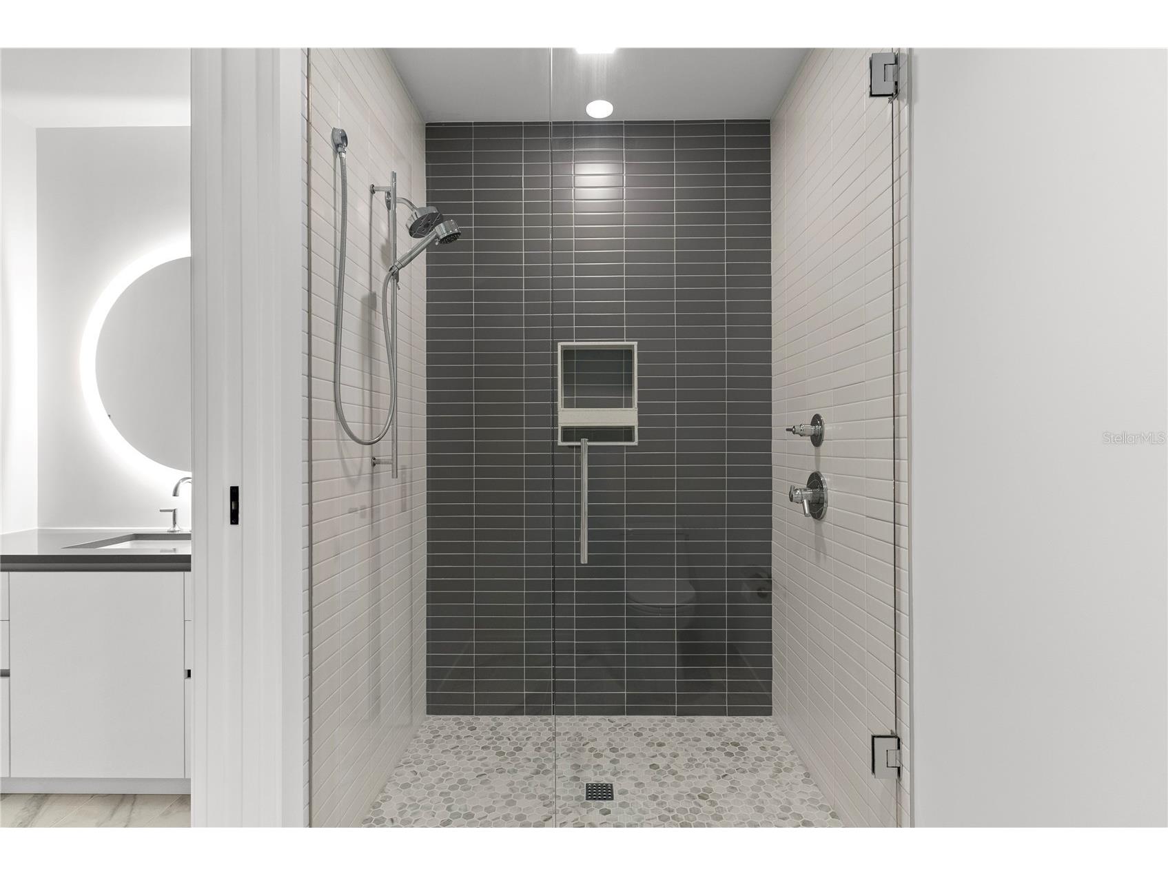 777 3rd Avenue N #804 Saint Petersburg FL 33701 TB8471090 image22