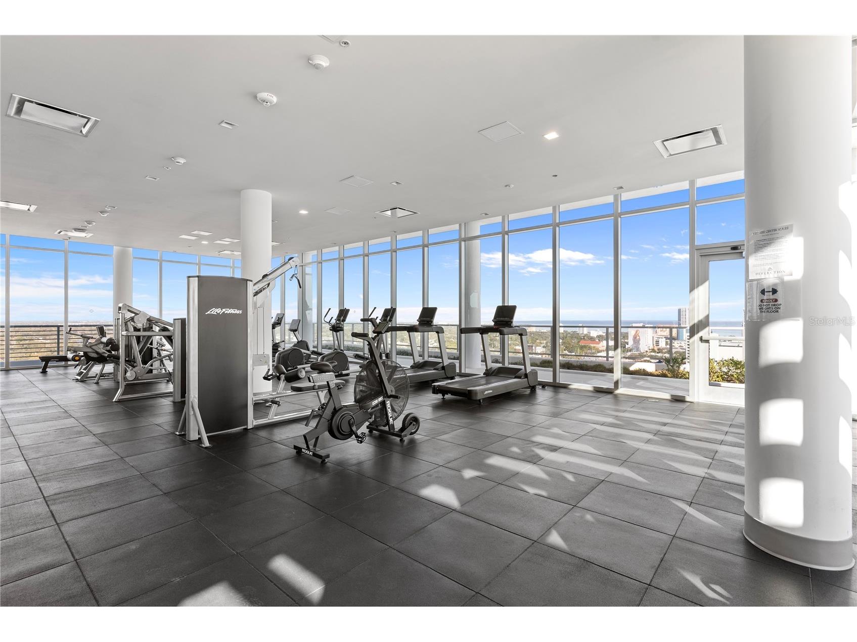 777 3rd Avenue N #804 Saint Petersburg FL 33701 TB8471090 image35