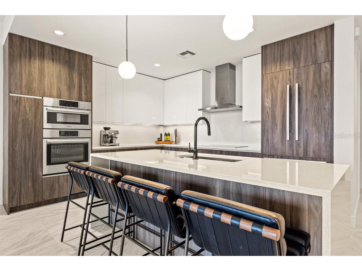 777 3rd Avenue N #806 Saint Petersburg FL 33701 TB8404616 image10