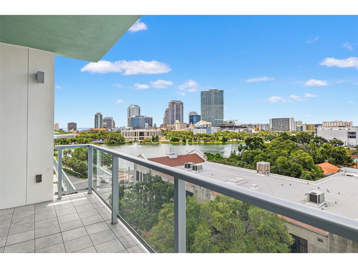 777 3rd Avenue N #806 Saint Petersburg FL 33701 TB8404616 image25